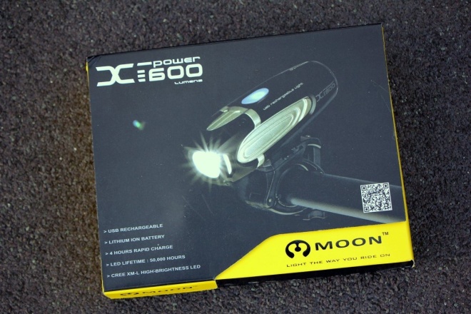 Фара передняя Moon X-Power 600