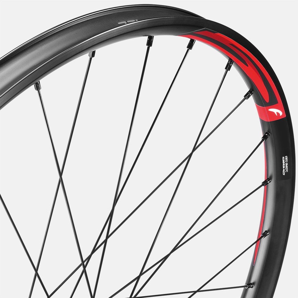 Fulcrum red 2025 fire 5 27.5