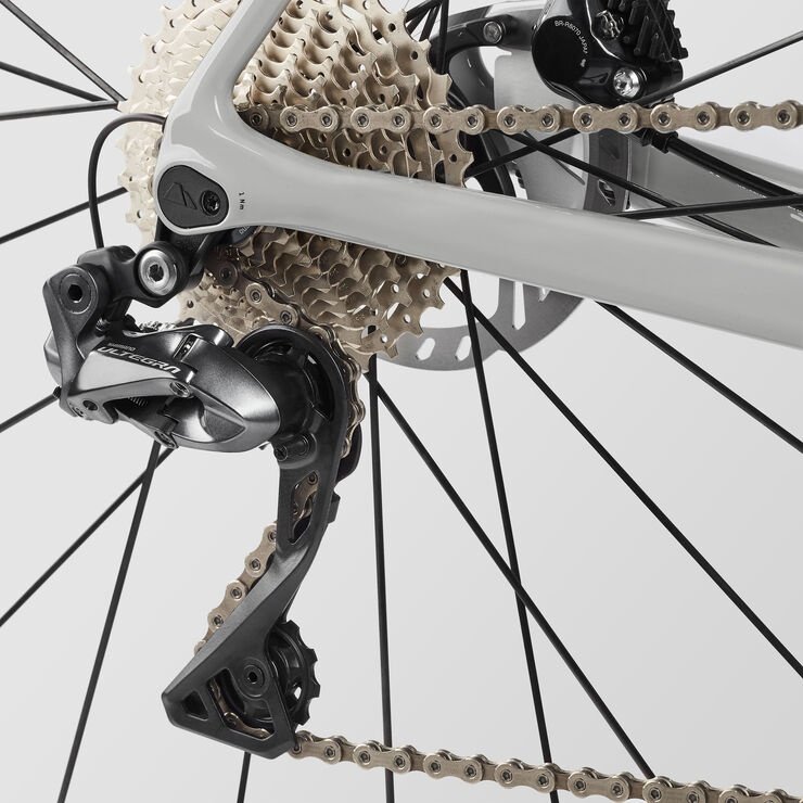 Canyon Endurace CF SL 8 Disc Di2 2021 Mag Russia