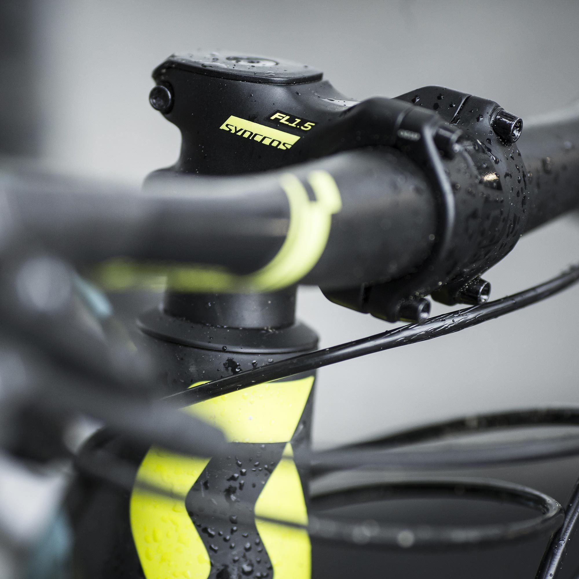 Scott Contessa Spark RC 700 2017 Mag Russia